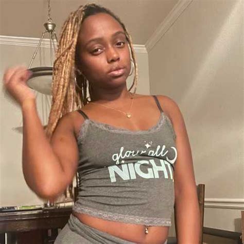Berry - @loveberri_ OnlyFans nude and photos