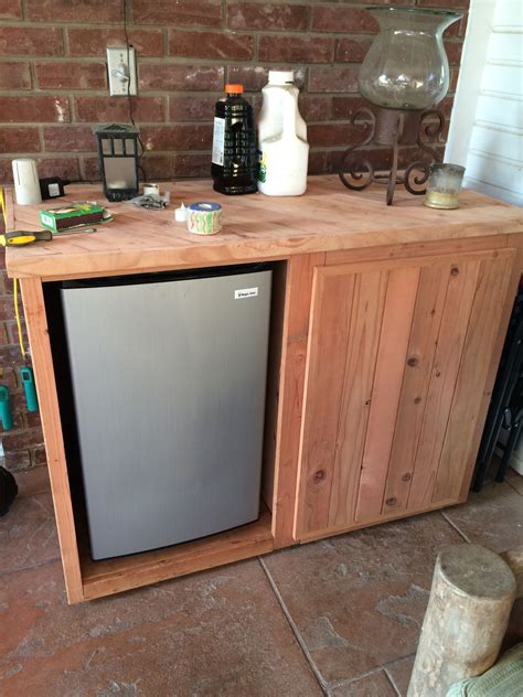DIY Outdoor Kitchen with Mini Fridge Cabinet