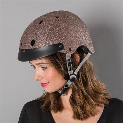 Bike Helmets For Women - Keeping You Safe And Stylish On The Road ...