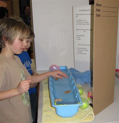 Itinerant Oak - A Family Journey: Science Fair: Ben's Tsunami Project