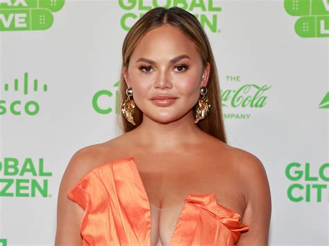 Chrissy Teigen Shared a Heartbreaking Photo in Honor of the Son She ...