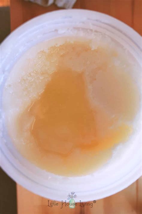 12 Effective Coconut Oil Hair Mask Recipes for Healthier Hair 42