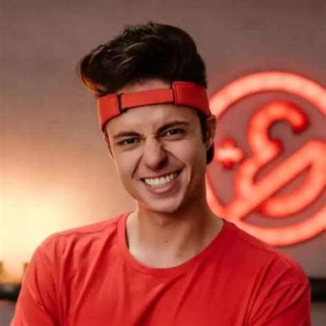 Imagem Do Enaldinho - Conheça Enaldinho, youtuber que começou a carreira numa banheira de ...