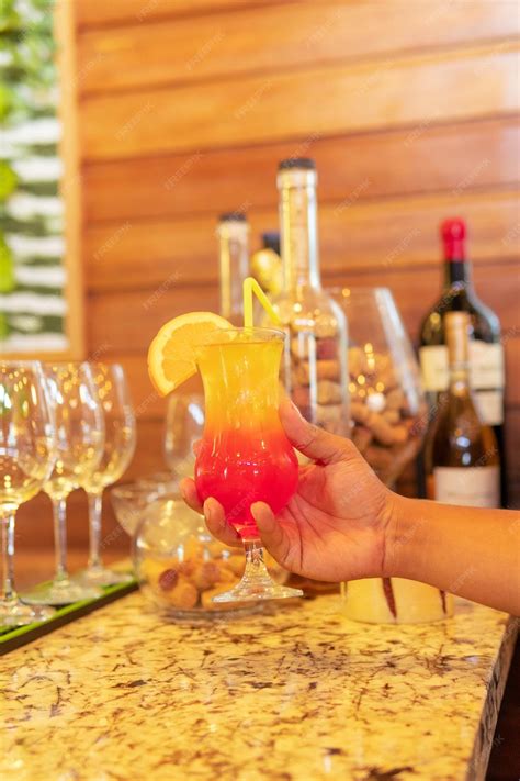 Premium Photo | Sensual beach bliss sex on the beach cocktail