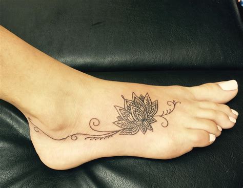Feet Tattoos For Women - Watercolor Tattoo Design