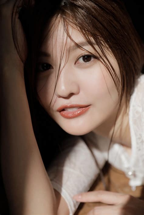 Nao Kanzaki and a few friends: Yume Hayashi: Her scintillating 'Friday