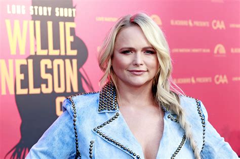 Miranda Lambert Magen Maren Morris Says She's Leaving Country Music