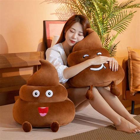 Kawaii Silly Poopy Plushies - Wakaii