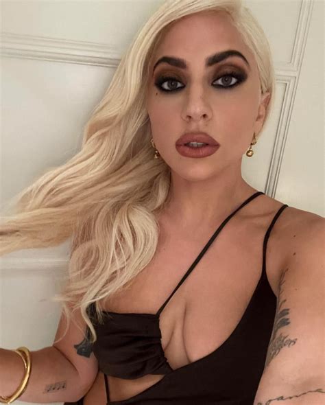 Lady Gaga Age, Height, Weight, Body Measurements
