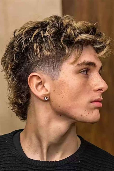 37 Taper Fade Haircuts for Modern Gentlemen in 2024 | Men haircut curly ...