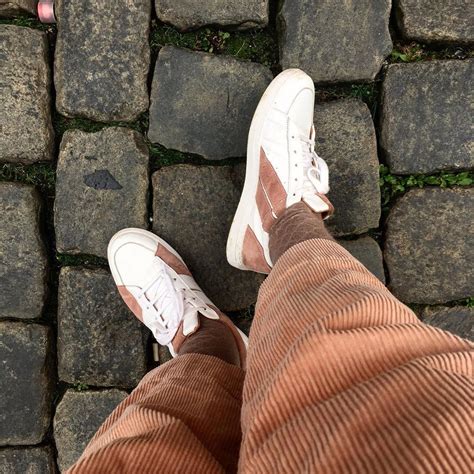 CAVAL | Sneakers durables et asymétriques