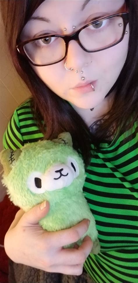 Harleyrae (@Harleyrae18) / Twitter