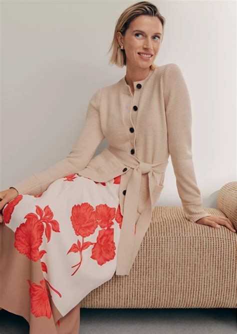 A ann taylor credit card policy change surprised long time users 4