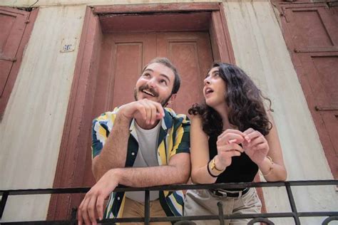 how to know if a gemini man likes you