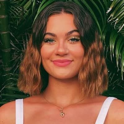 Madison Elizabeth McMahon - Bio, Age, Net Worth, Height, Facts