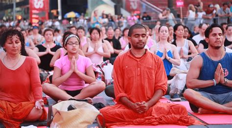 Naked Moment – Home of Meditation Yoga Mindfulness - Naked Moment