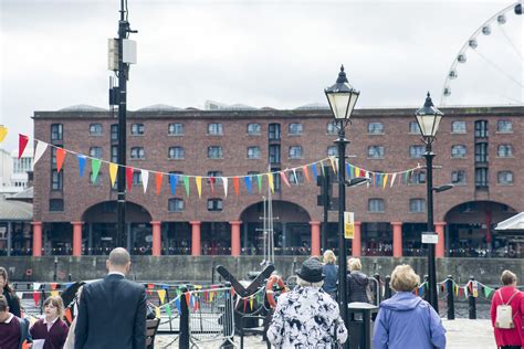 Free Stock photo of Tourists at Liverpool Albert Dock | Photoeverywhere