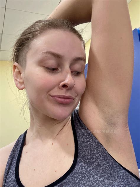 My sweaty armpits after a workout : r/ARMPITWORSHIPPERS