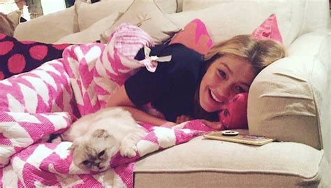 Pictures of Taylor Swift's Cats | POPSUGAR Pets