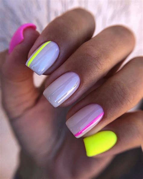summer nails designs short Short colorful summer nail design ideas ...