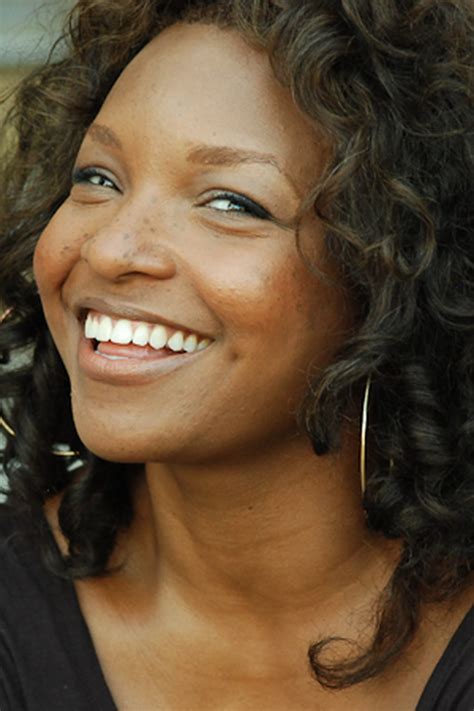 J. Nicole Brooks - Biografía, mejores películas, series, imágenes y