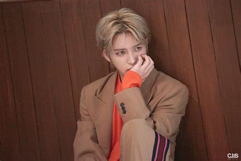 더쿠 - 원덬이 저장한 김재중 근황