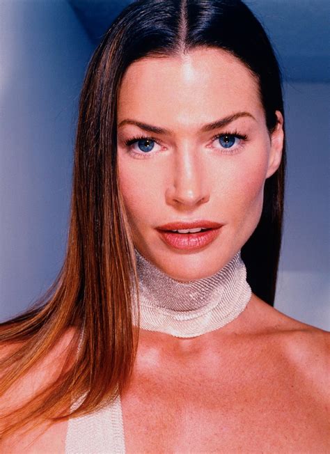 Model Carre Otis wallpapers (6448)