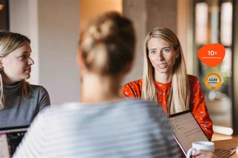 how to become a case worker