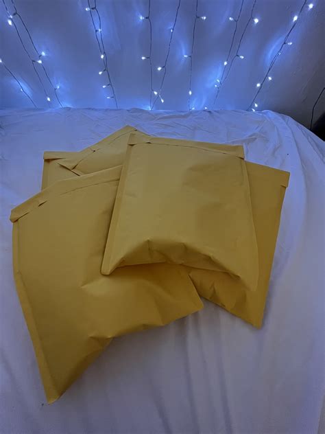 TW Pornstars - 1 pic. Kiaraakitty. Twitter. Spent my day shipping my