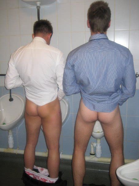 Showing it off at the mens room urinals? | Page 30 | LPSG