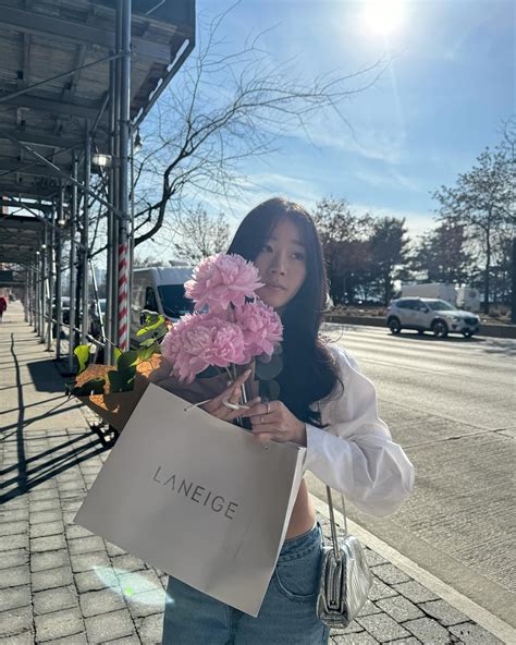 Evelyn 현정 Ha | New video link in bio🌷 | Instagram