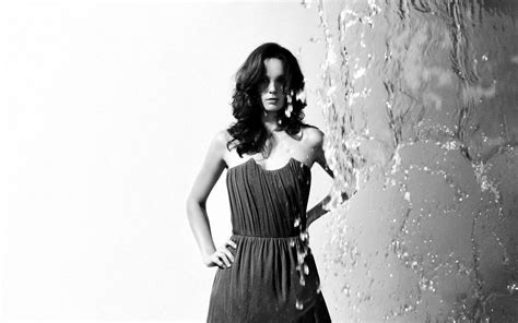 Sarah Wayne Callies Photo Shoot