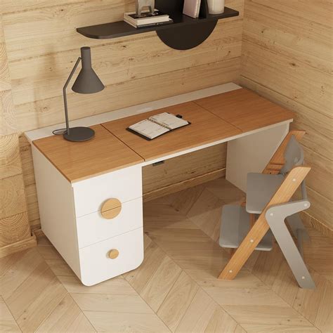 Столы > Детский стол Eames купить в интернет-магазине