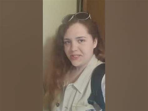 Девушка с сюрпризом :) - YouTube