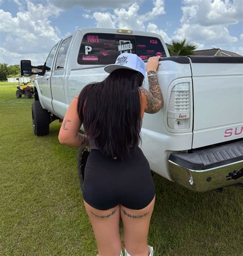 Therealzoeyloveee Nude