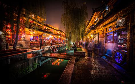 Lijiang, China old town nightlife 4K wallpaper download