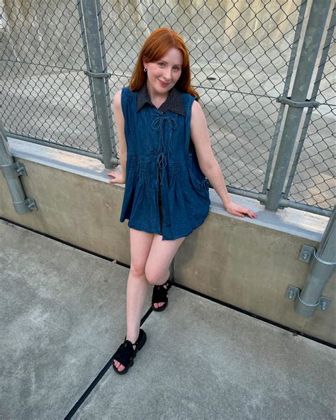 Megan Elizabeth | Whimsypilled | Instagram