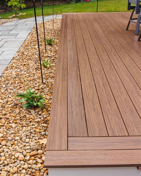 Deckorators Voyage Line
