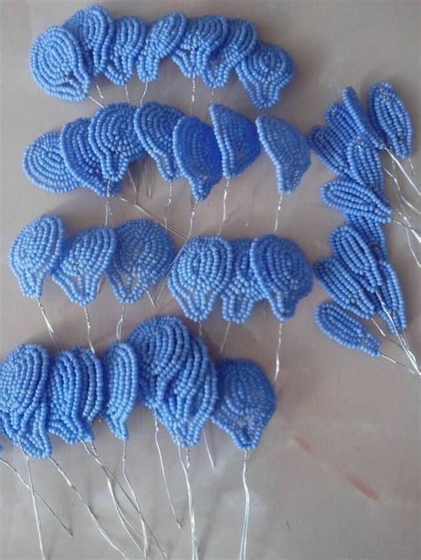 Цветочки из бисера