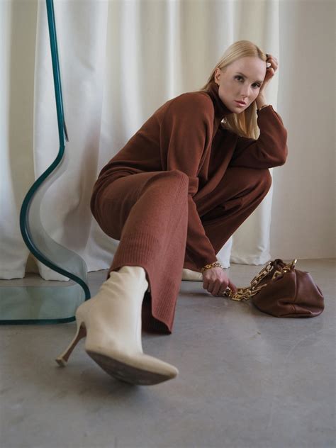 Free Nude Women Galleries New Uploads & Additions 2025 #900