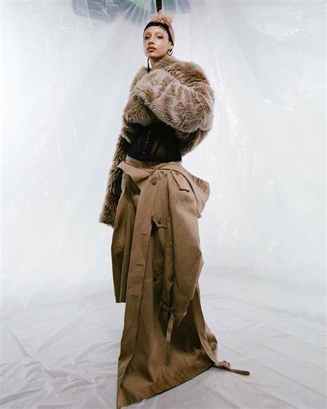 Sette metke designs are taking the fashion world by storm 13