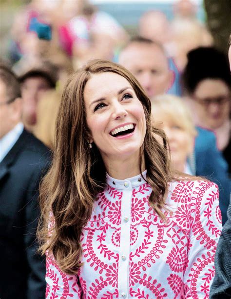 Pin di pilar ordaz su kate middlenton Elizabeth | Duchessa di cambridge