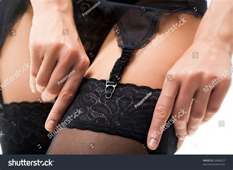 5 Secret Steps To Mastering The Art Of Wearing A Garter Belt