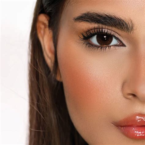 Acuvue Chestnut Brown Contacts On Dark Brown Eyes