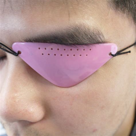 Plastic Eye Shield – 72hours.ca