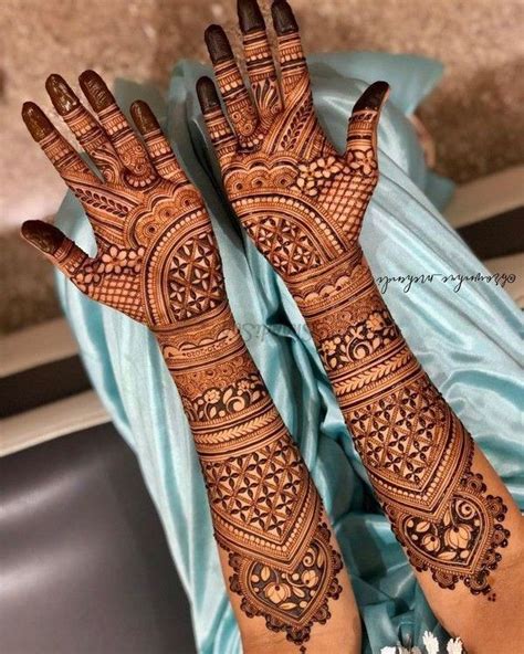 Bridal big mehndi designs | Indian mehndi designs, New bridal mehndi ...