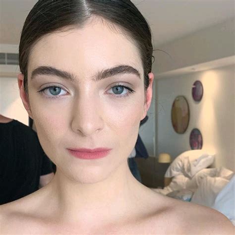 Lorde Without Makeup | Makeupview.co