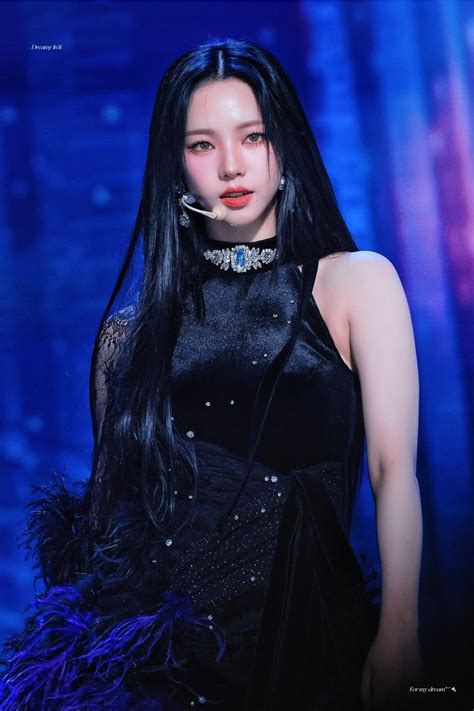 Pick one option for each idol. 1) Facefuck her and cum in her throat 2