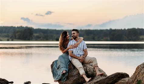 Jahan Momen and Mercedeh Yeganeh's Wedding Website