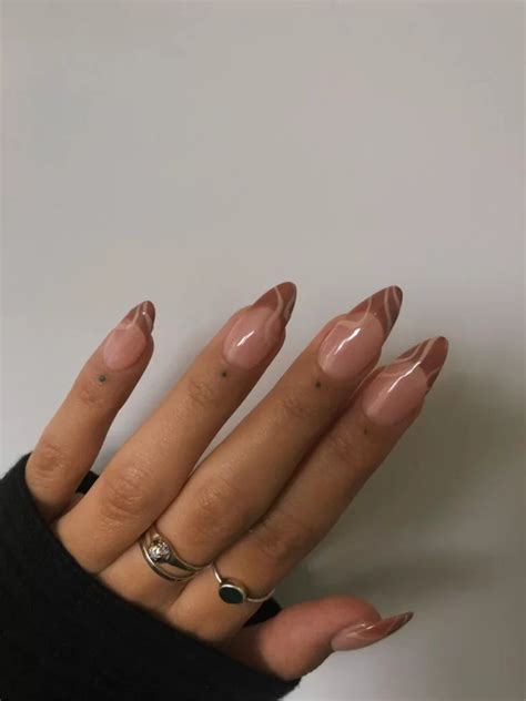stunning oval press  nails inspired beauty